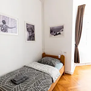 galeria-rooms.hotels-in-ljubljana.com/