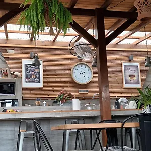 La Vista, D'hote Trois-Rivières